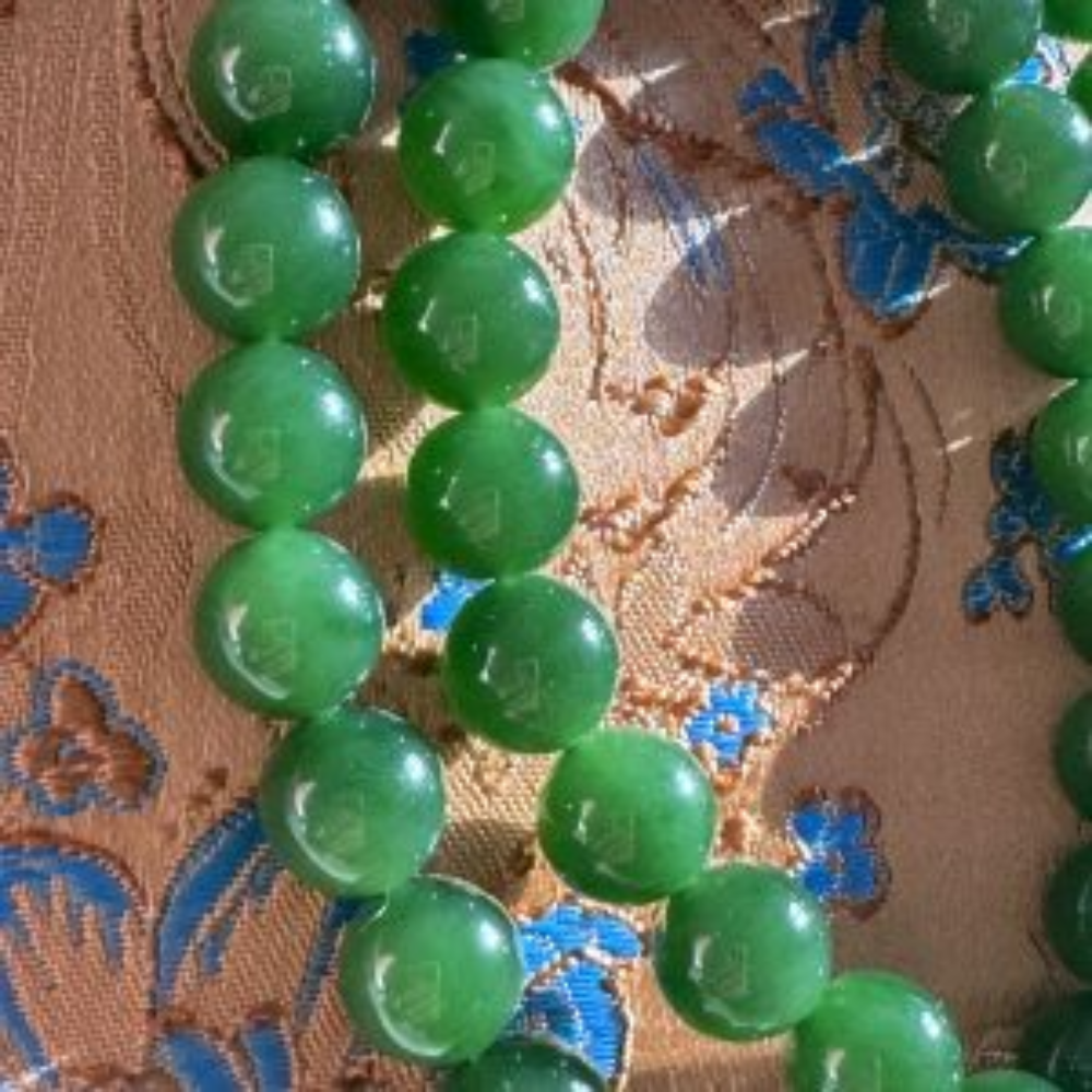 10mm Rich Green Nephrite Bead Necklace view 4
