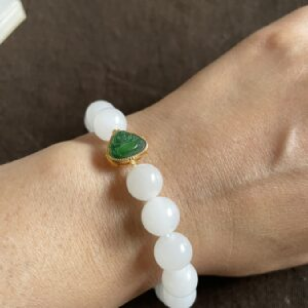 10mm White Nephrite Bead Bracelet view 3
