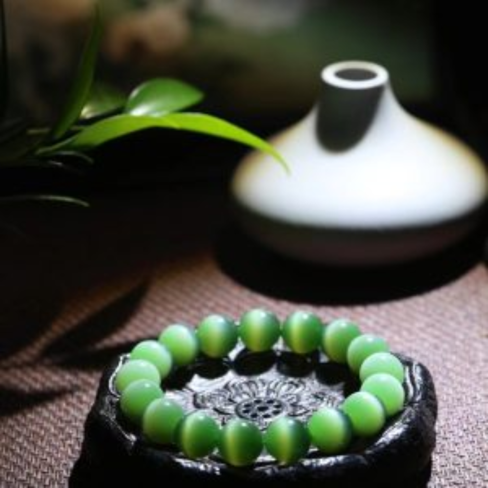 12mm Green Cat-Eye Nephrite Bead Bracelet view 5