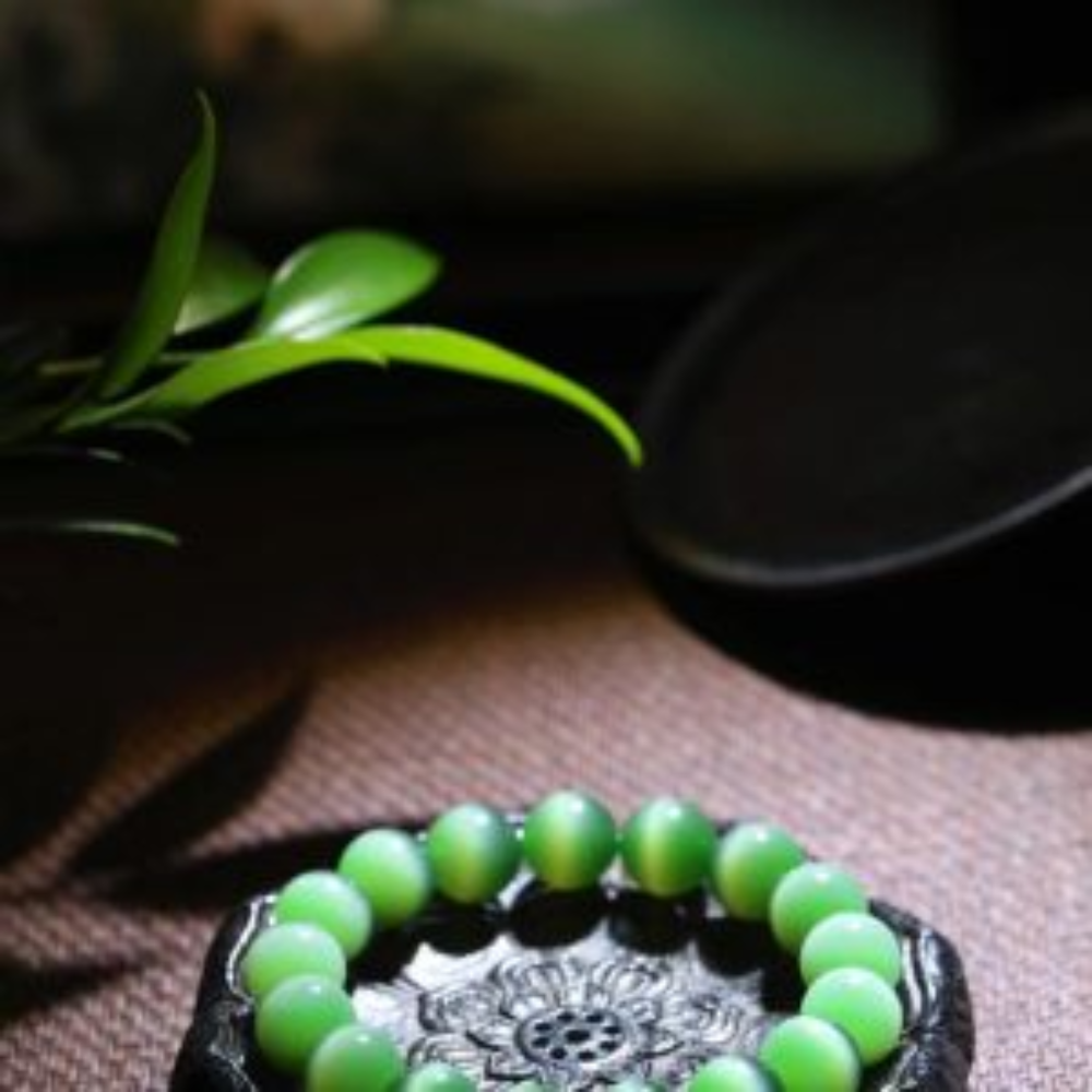 12mm Green Cat-Eye Nephrite Bead Bracelet view 7