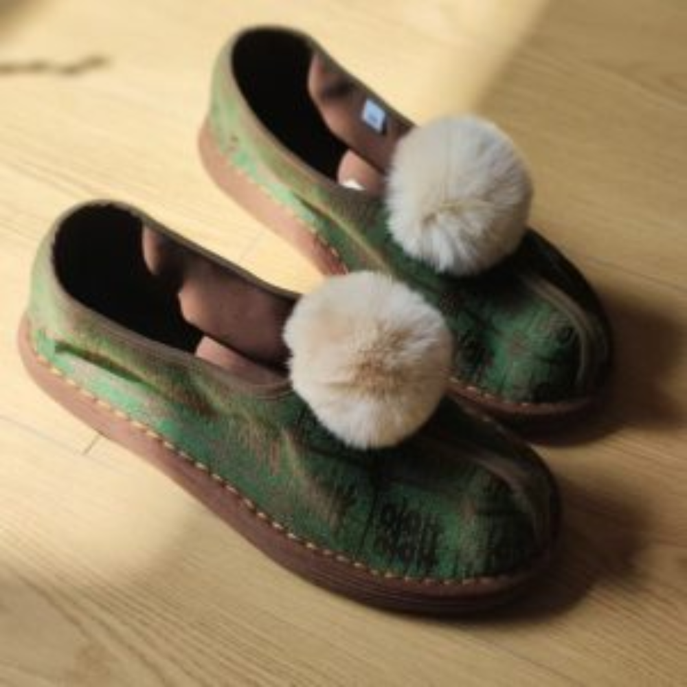 “Imperial Brocade” Thousand-Layer Sole Silk Shoes view 16