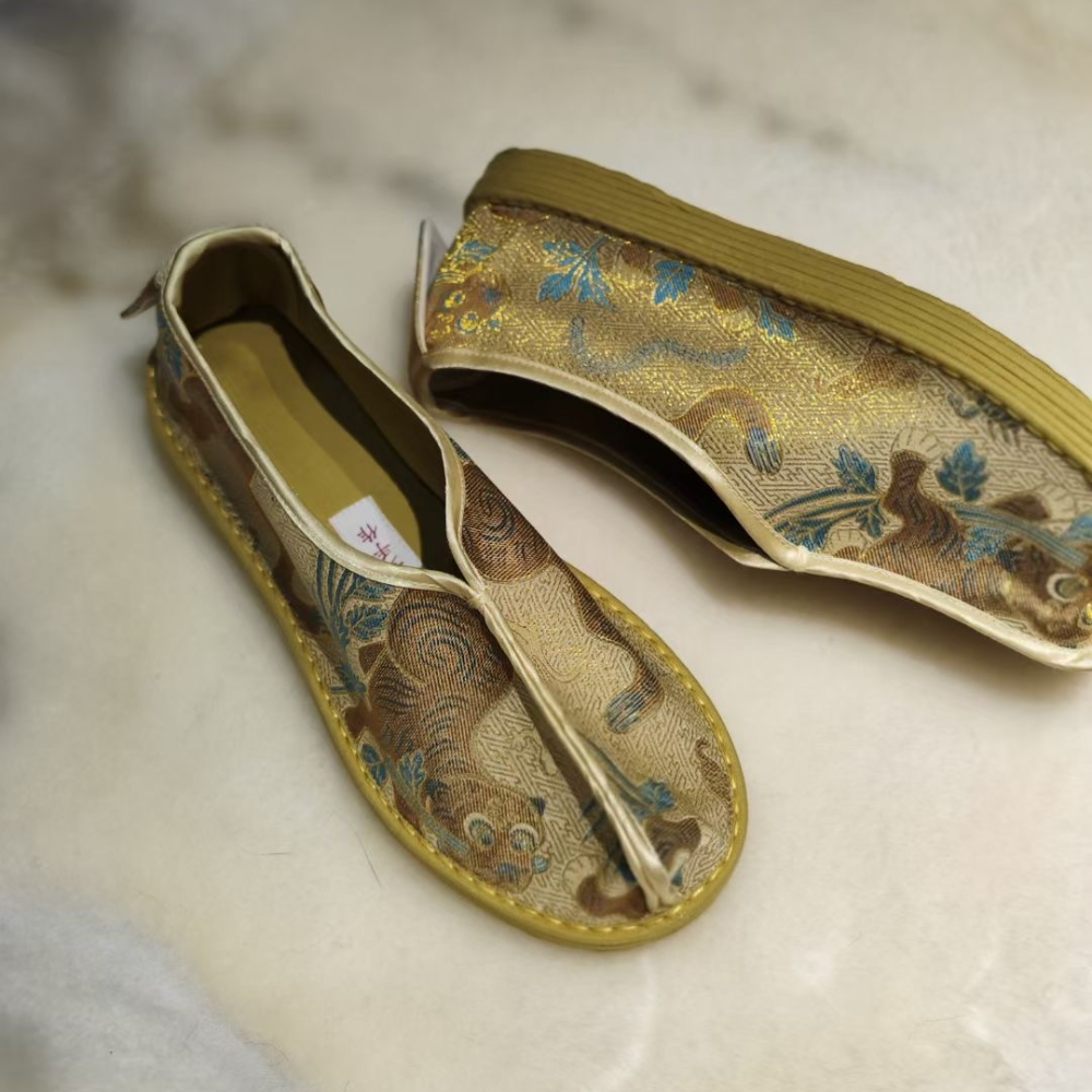 “Elysian Walkers” Thousand-Layer Sole Silk Shoes view 9