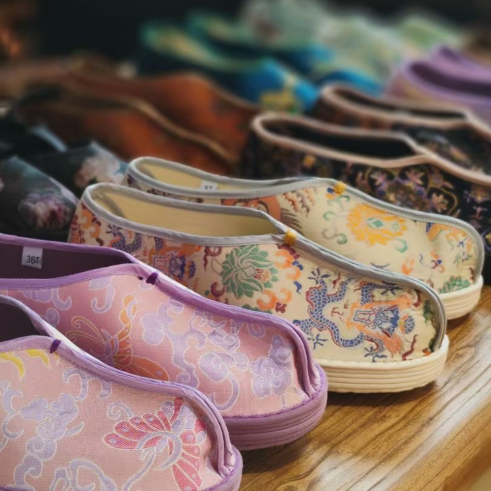 “Elysian Walkers” Thousand-Layer Sole Silk Shoes view 1