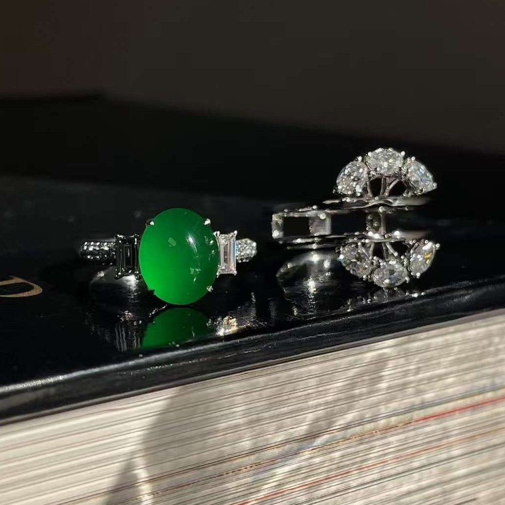 Green Jadeite “Emerald Grace” Dual-Style Ring