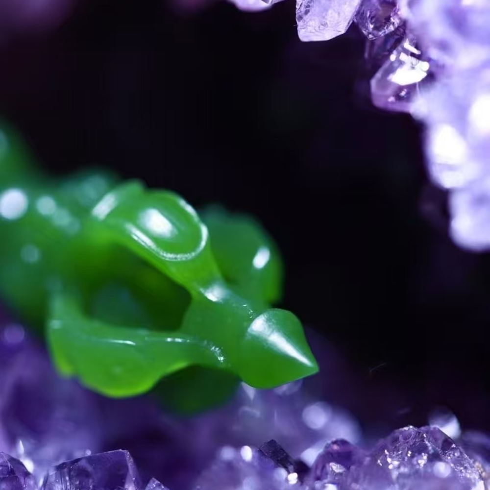 Handcrafted Green Nephrite Jade Vajra (金刚杵) view 1