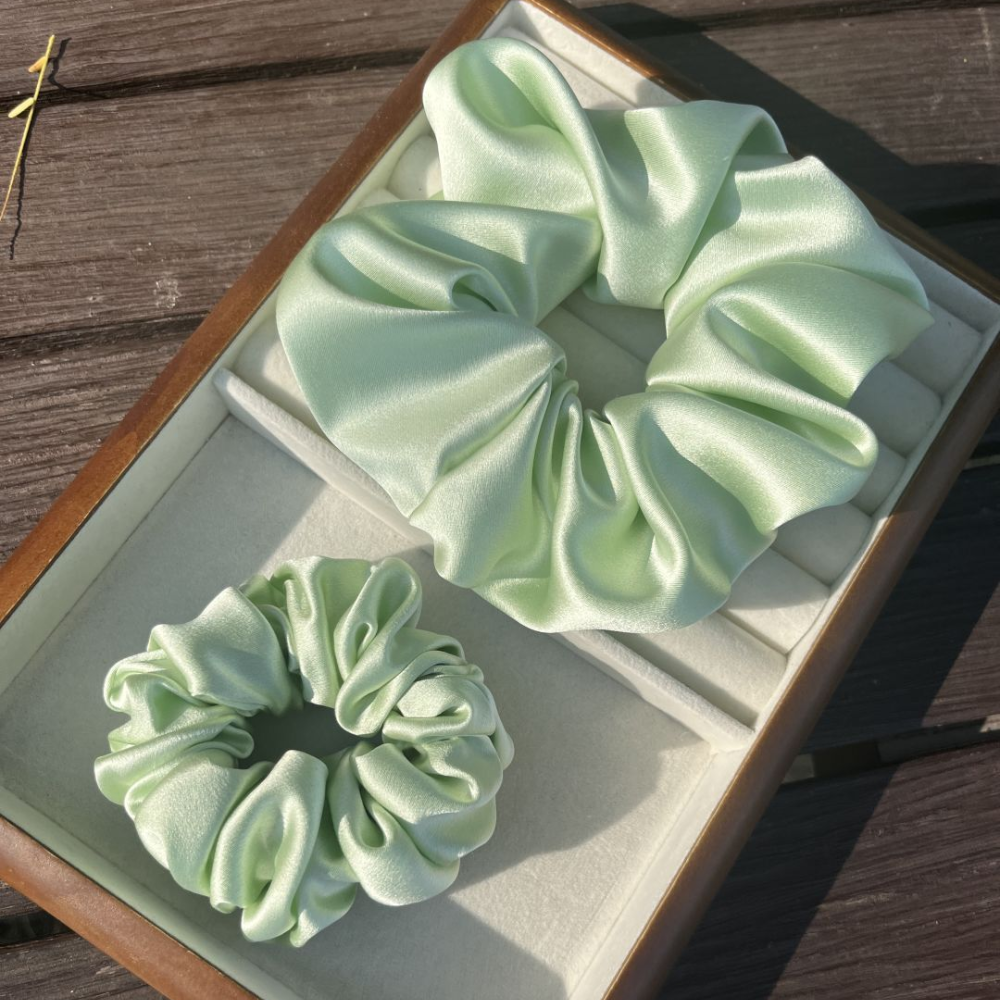 Healthy hair! Luxury Silk Hair Scrunchie Set – 6cm & 4cm view 3