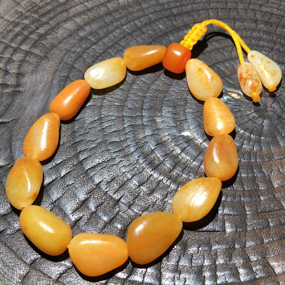 Lonely Stone Bracelet with Golden Skin – 22g view 1