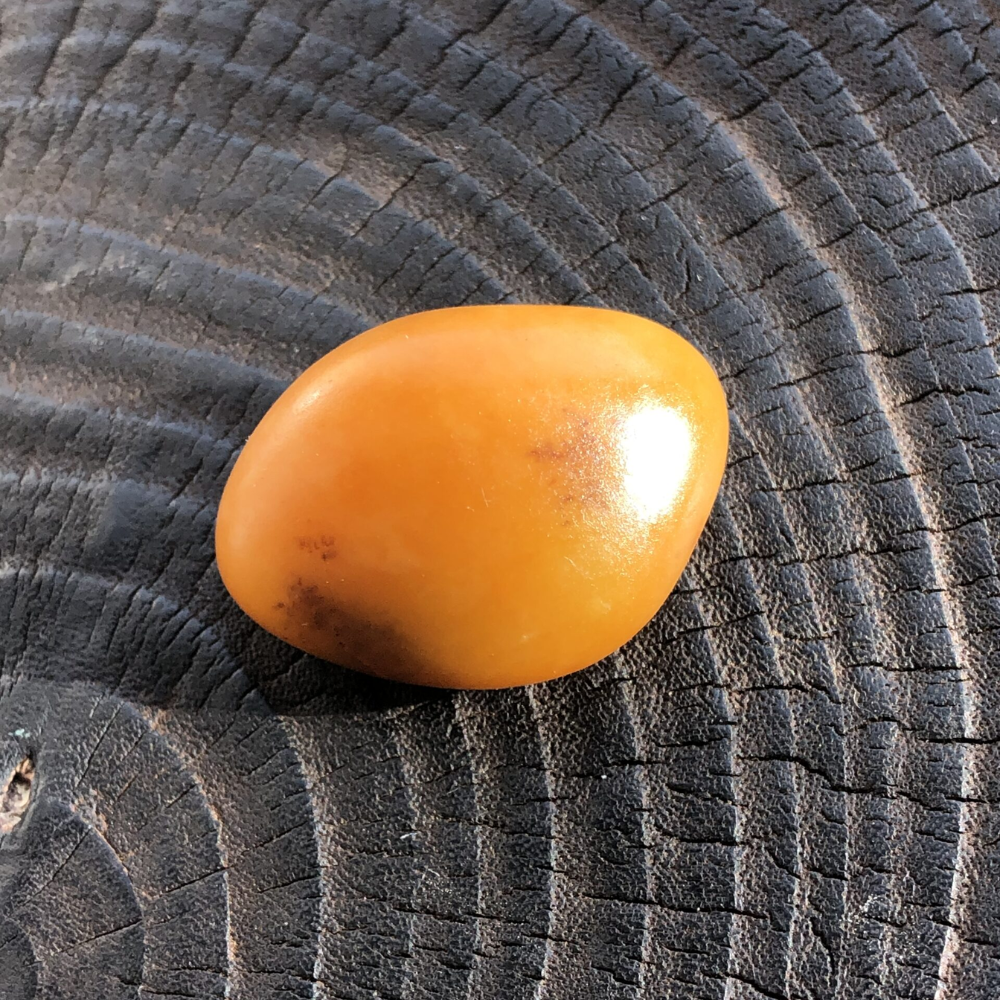 Lonely Stone with Golden Color Skin – 15g