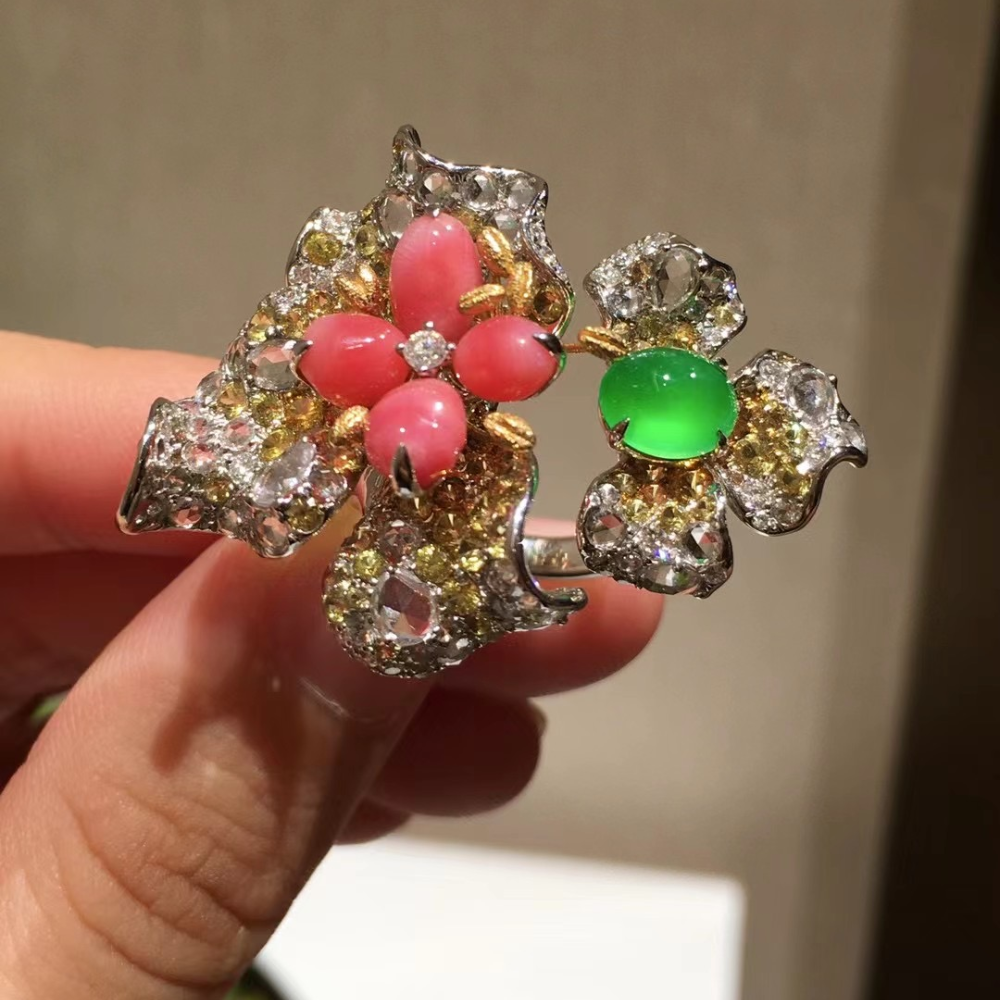 High Jewelry - Glassy Sweet Yang Green Jadeite Diamond Ring