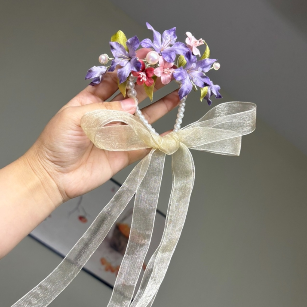 Róng Huā Wrist Corsage