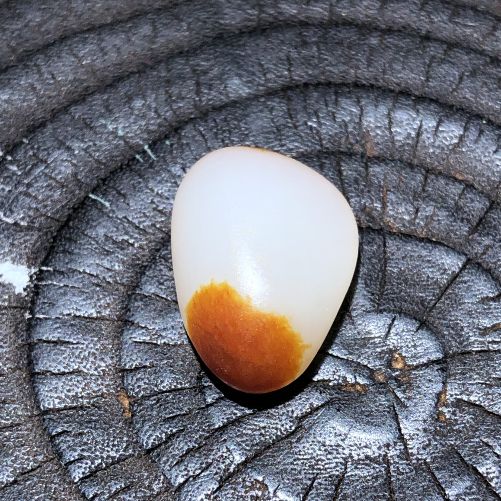 Top Collectible Lonely Stone with Red Skin – 3.1g view 2