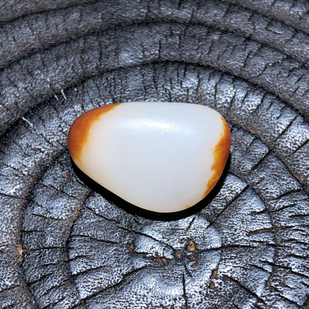 Top Collectible Lonely Stone with Red Skin – 3.1g view 3