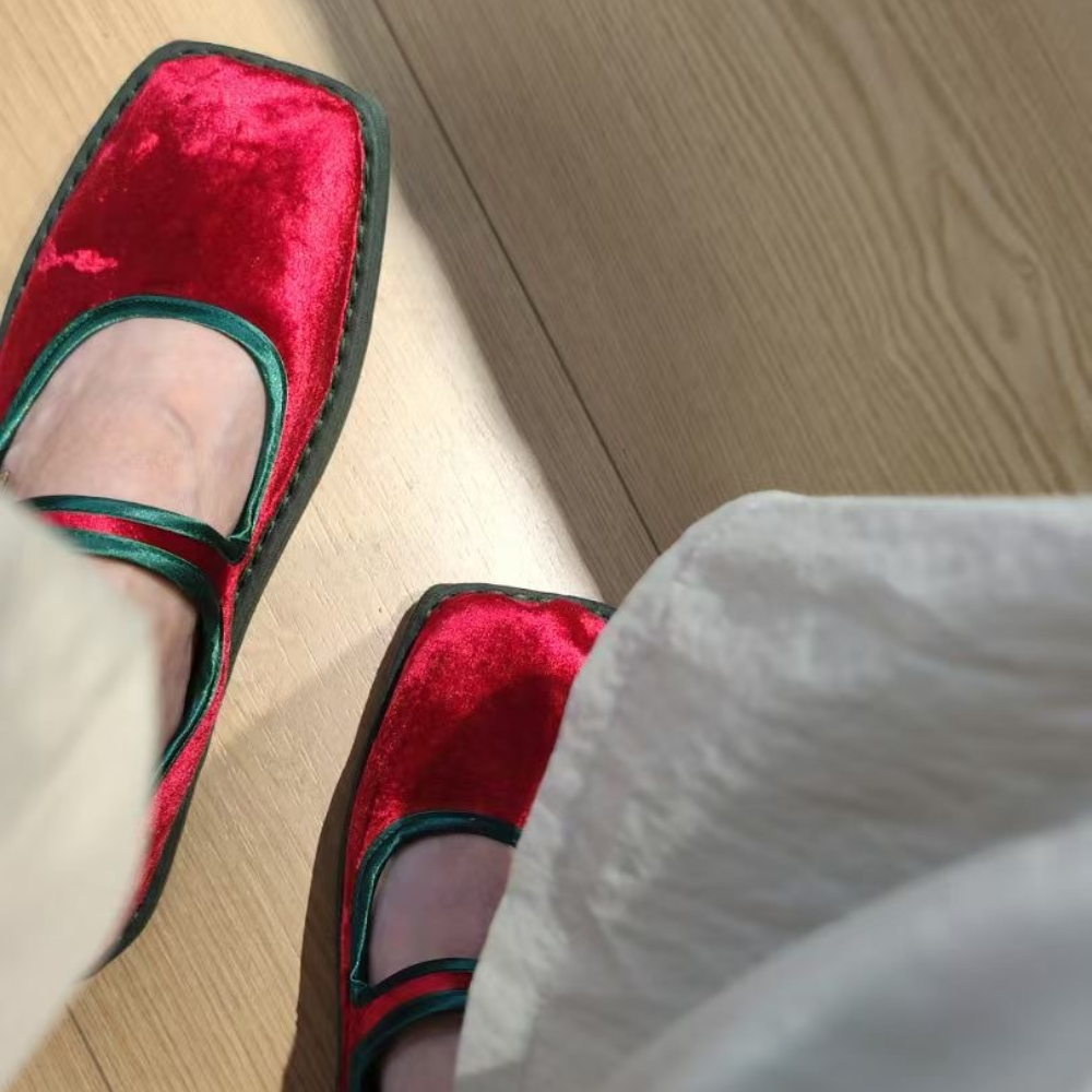 “Velvet Elegance” Thousand-Layer Sole Silk Shoes view 4