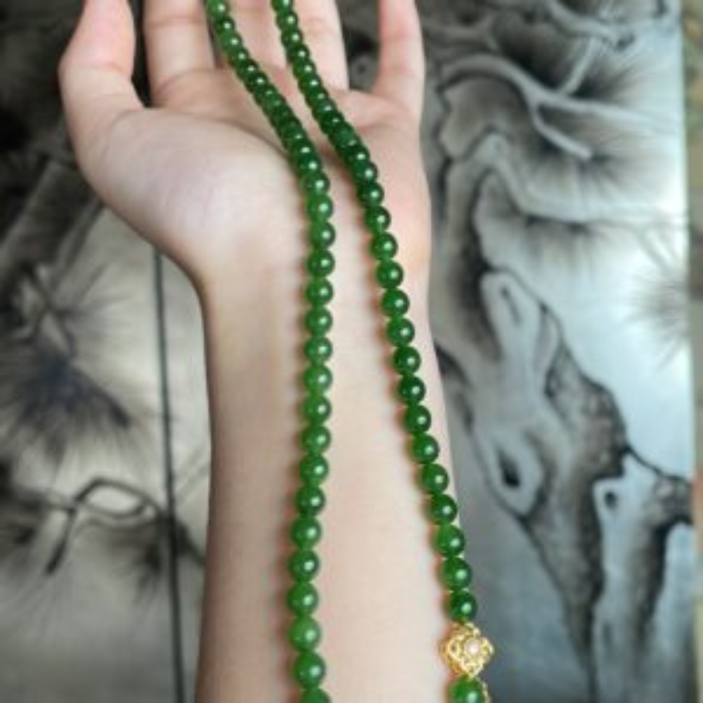 Vintage Green Nephrite Jade Collarbone Chain view 1