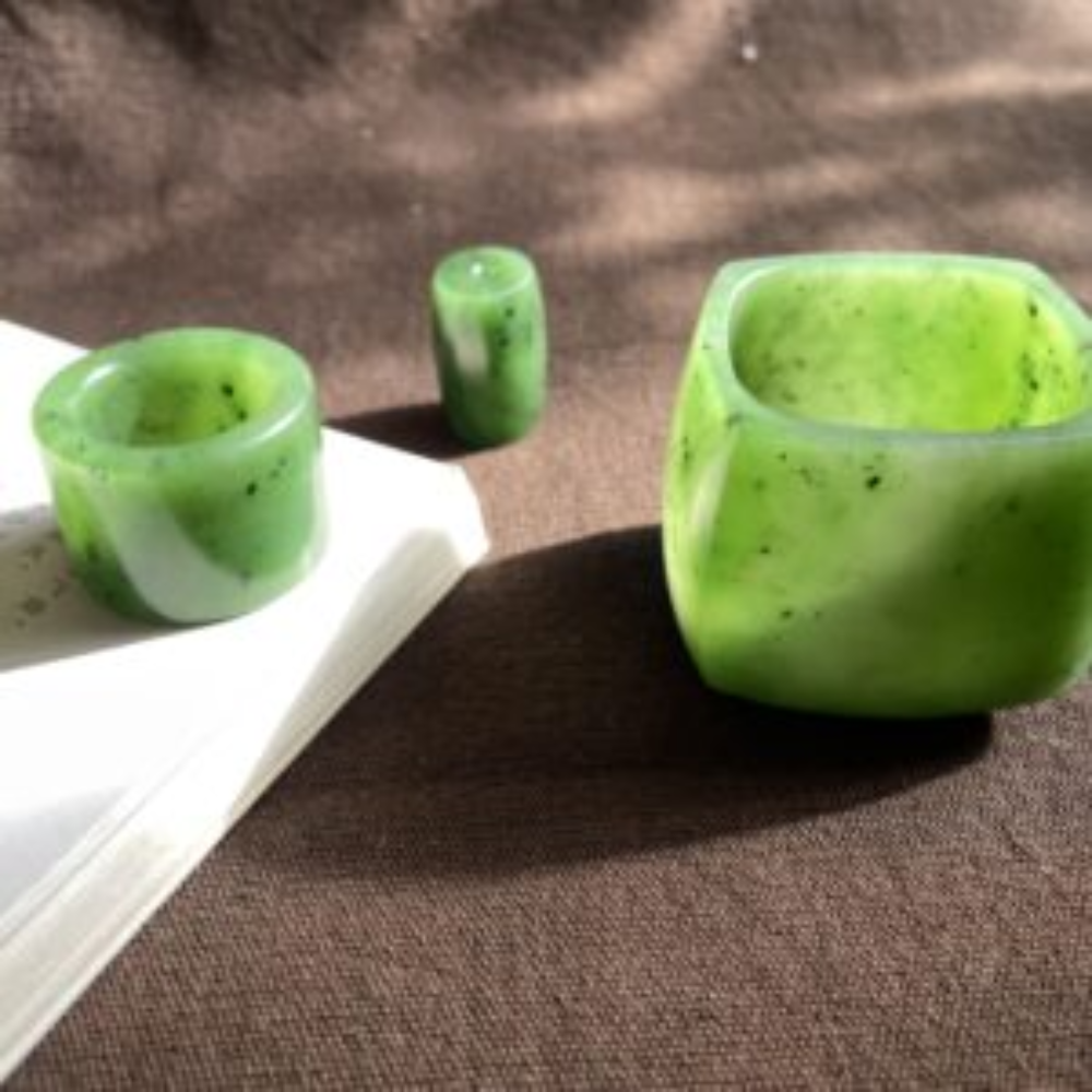 Green Nephrite Master Cup Set view 1