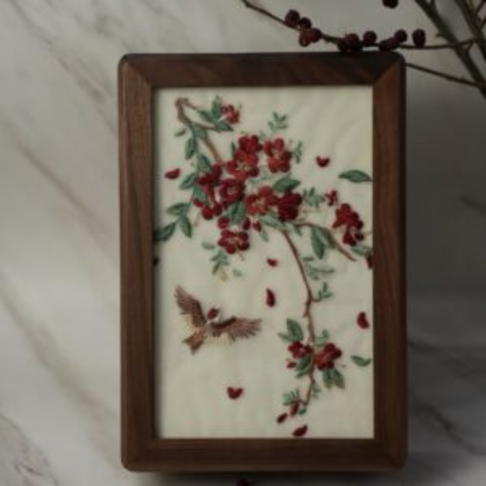 Jewelry Box with Chinese Su Embroidery view 6