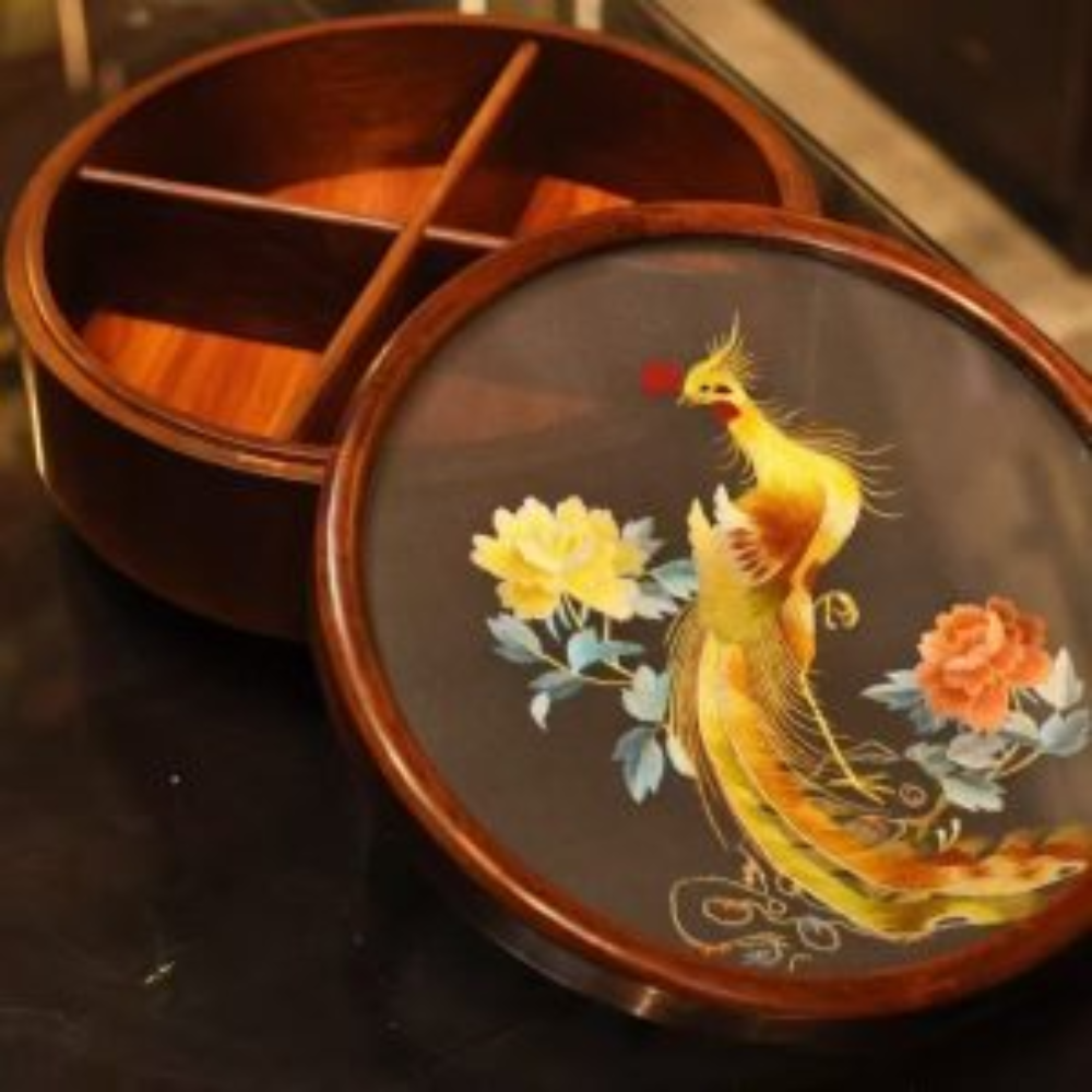 Silk Embroidered Round Huali Wood Box view 3
