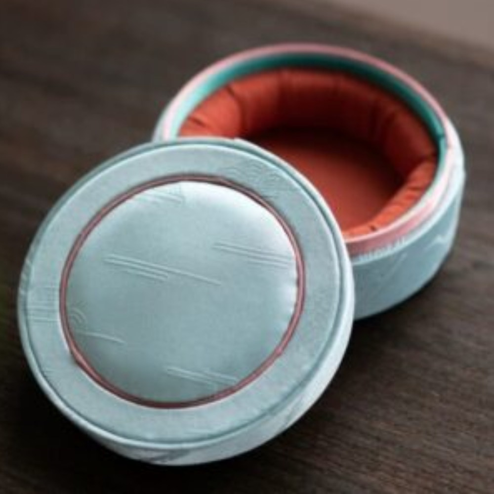 Silk Satin Embroidery Bracelet Box view 2