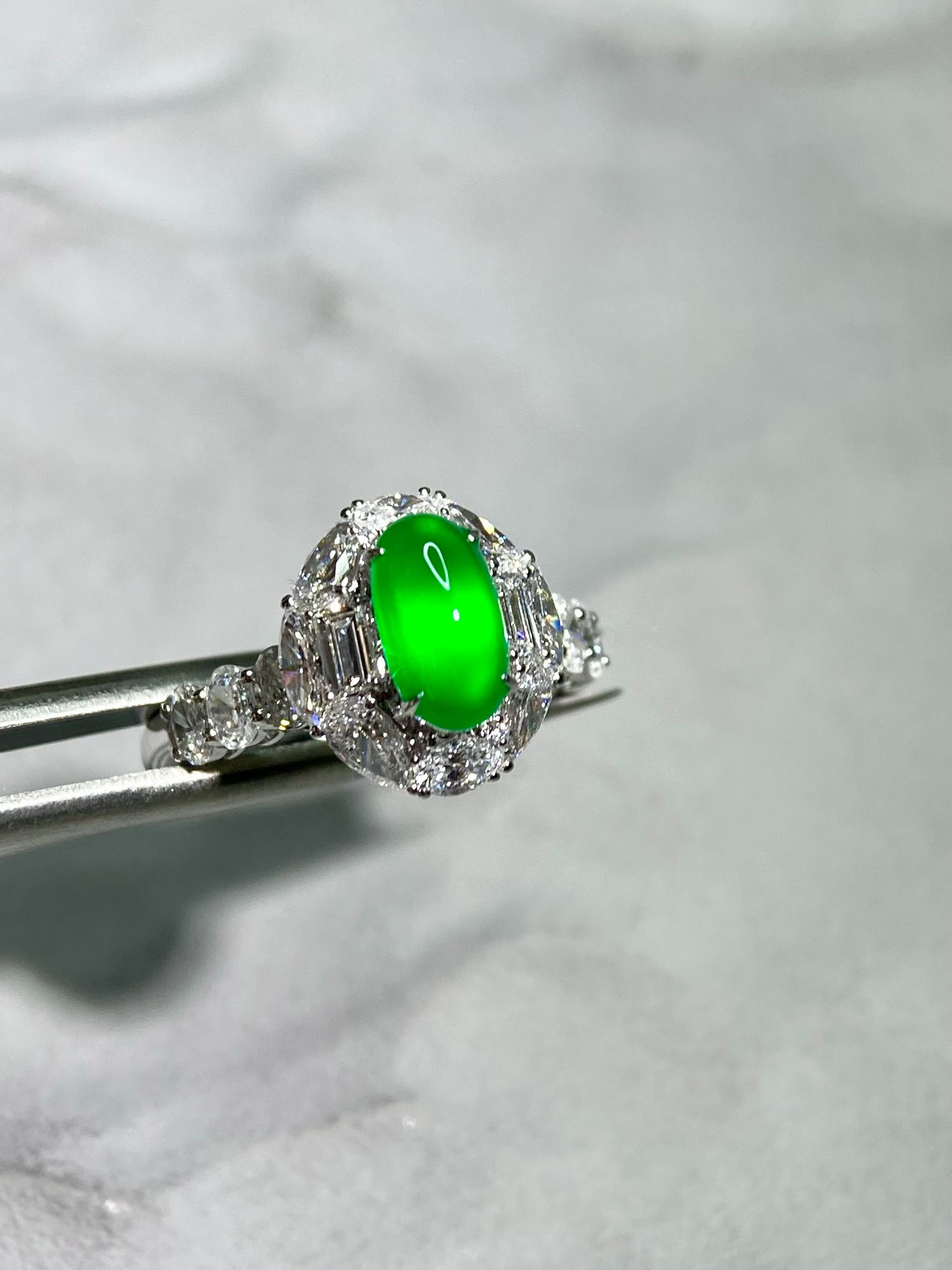 Imperial Green Long Shi Zhong Jadeite Ring view 1
