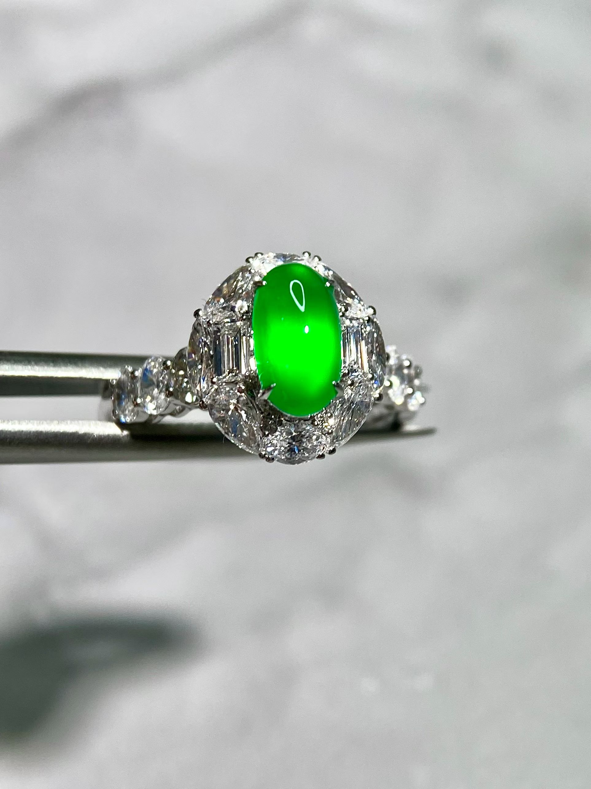 Imperial Green Long Shi Zhong Jadeite Ring view 2