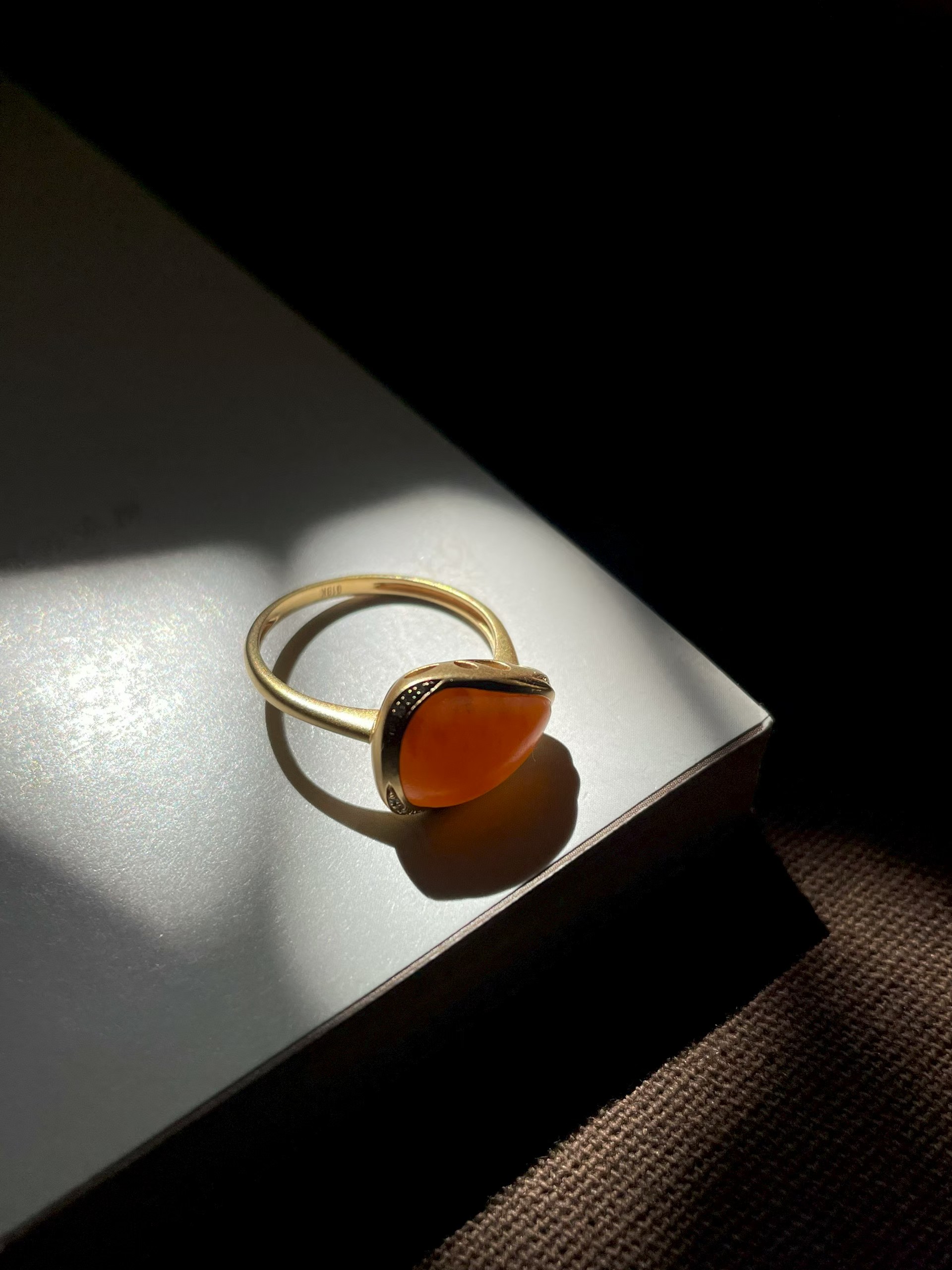 Lonely Stone Soul Mate Ring – Fire Red (2.2g)