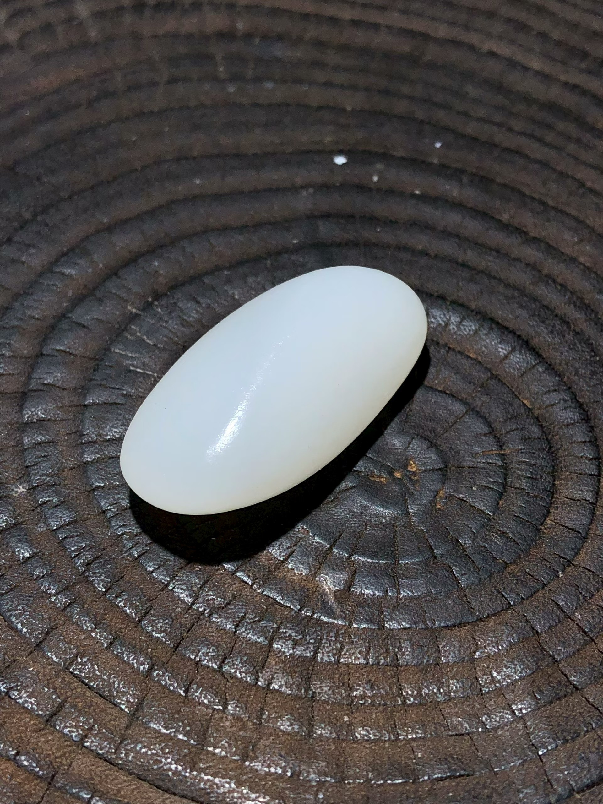Collector's Lonely Stone – Pure Warm White (22g) view 3