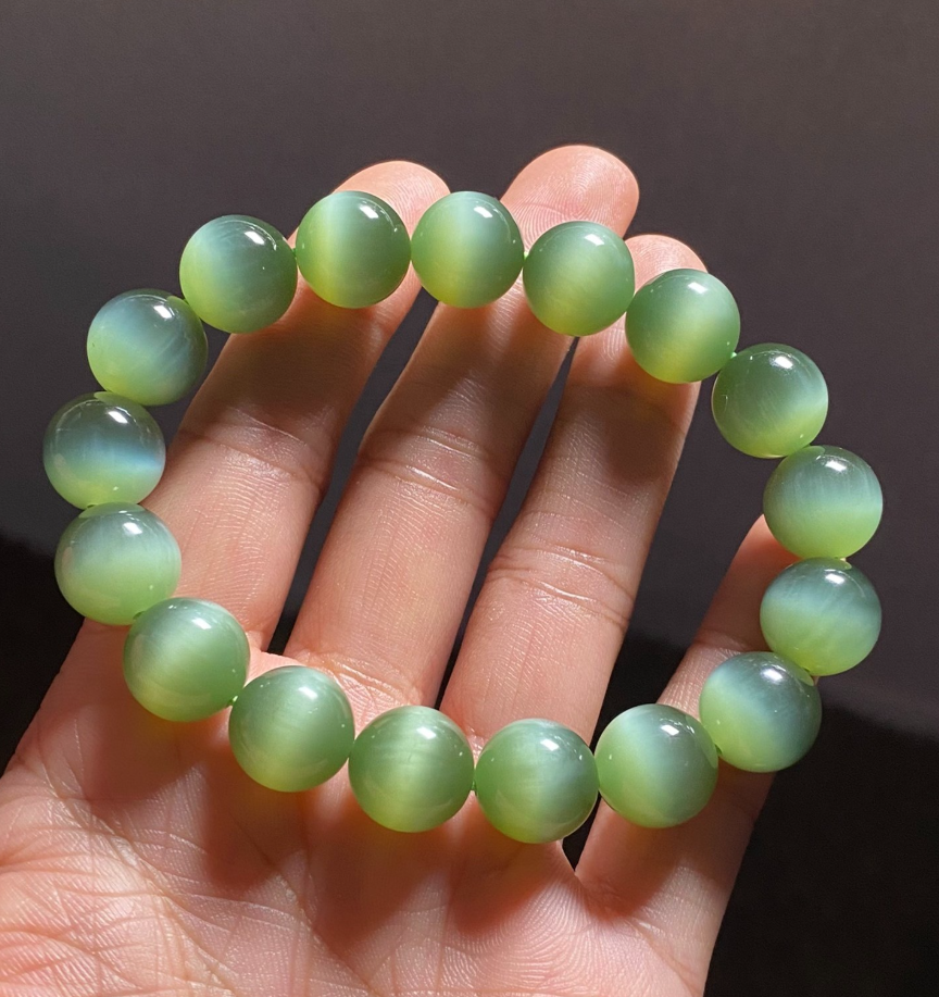 Fen Qing Cat's Eye Nephrite Harmony Bead Bracelet (12mm) view 1