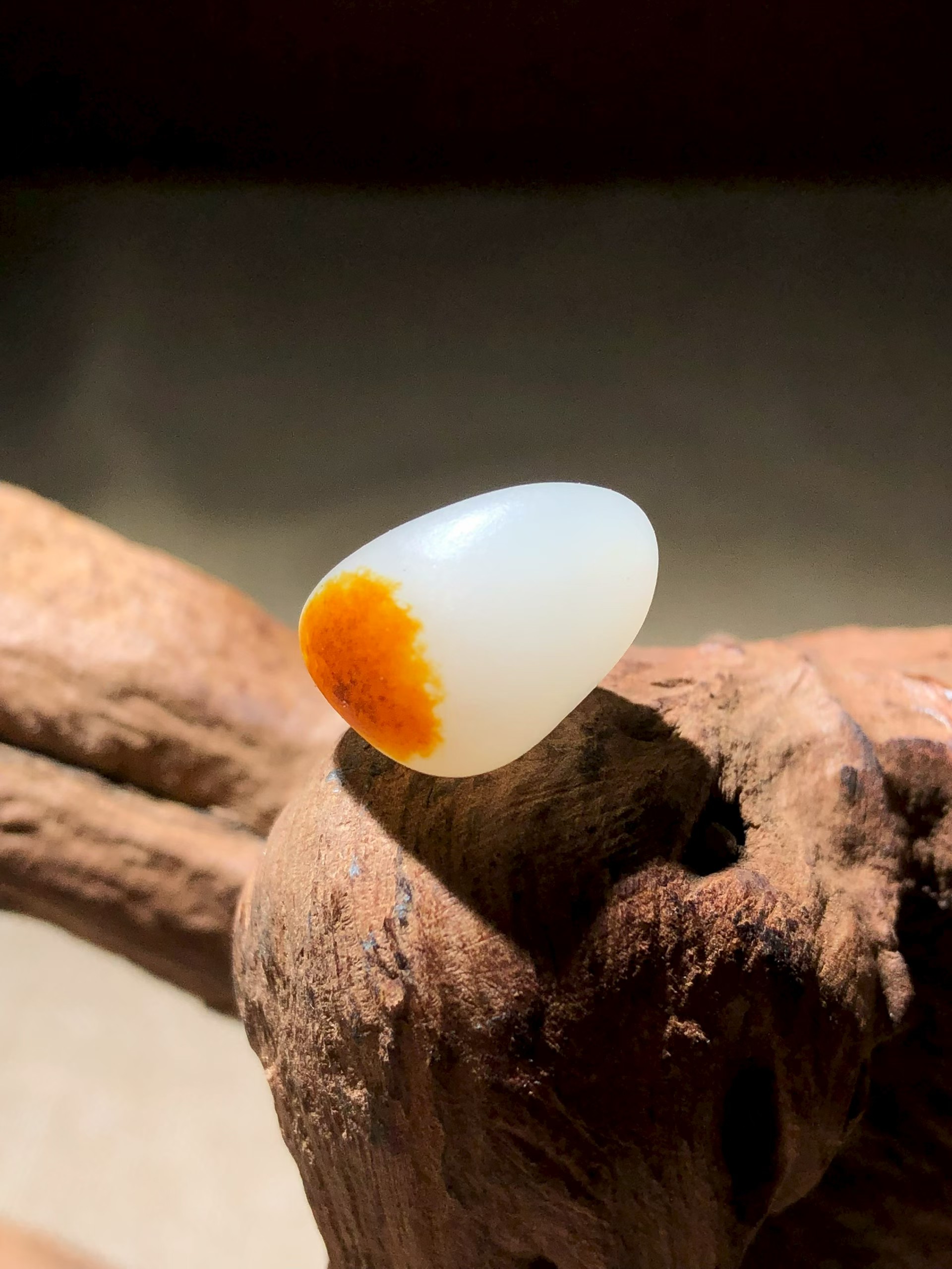 Collector's Lonely Stone – Concentrated Red Skin & Pure White (3.3g) view 3