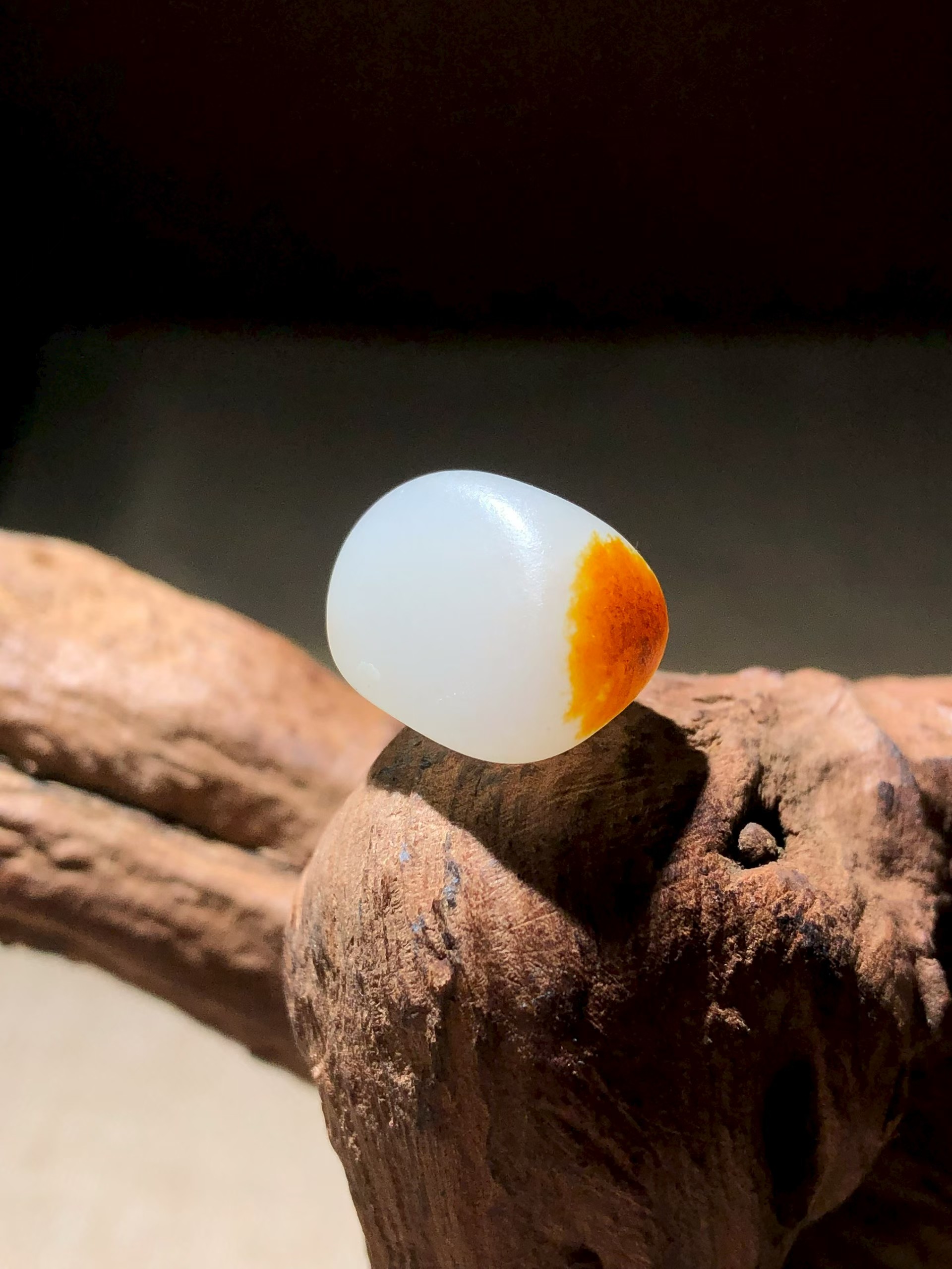 Collector's Lonely Stone – Concentrated Red Skin & Pure White (3.3g) view 4