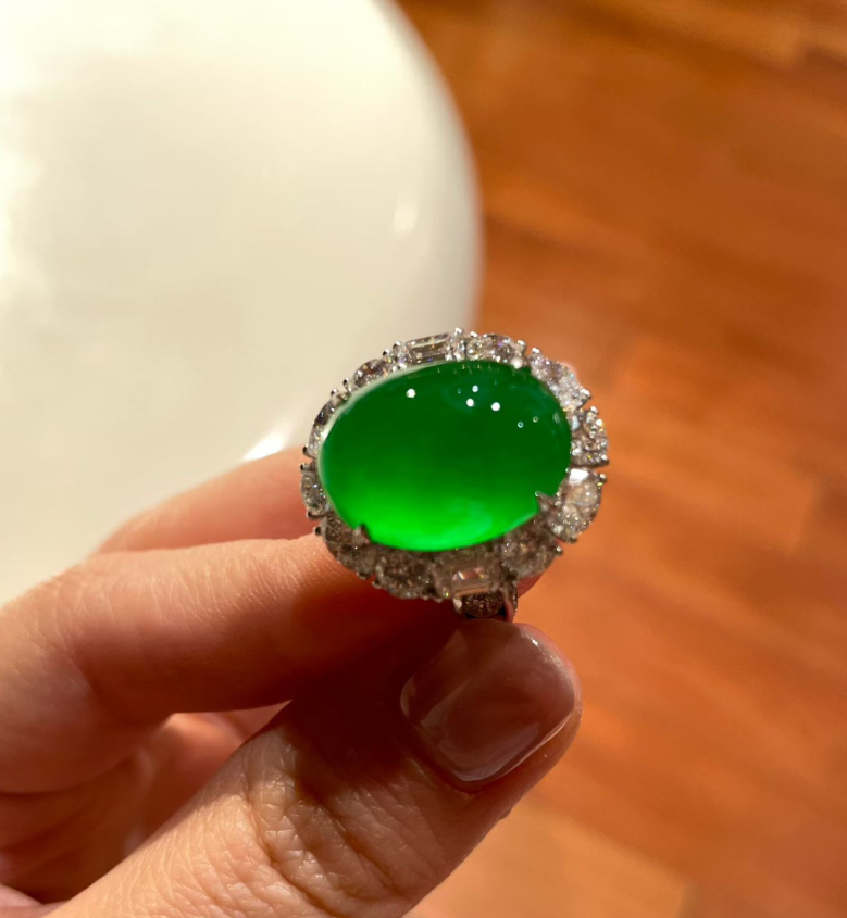 Auction-Grade Glassy Vivid Intense Green Jadeite Fat Cabochon Ring