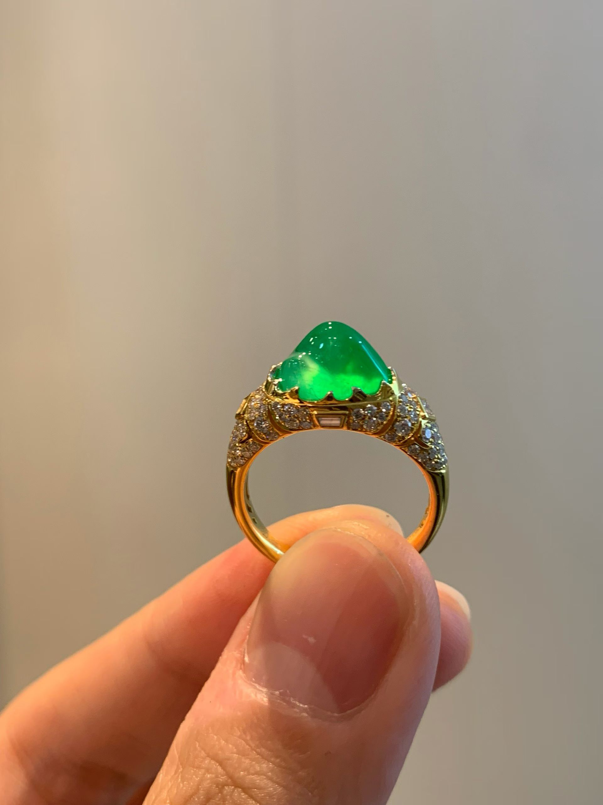 Long Shi Zhong Freeform Jadeite Designer Ring