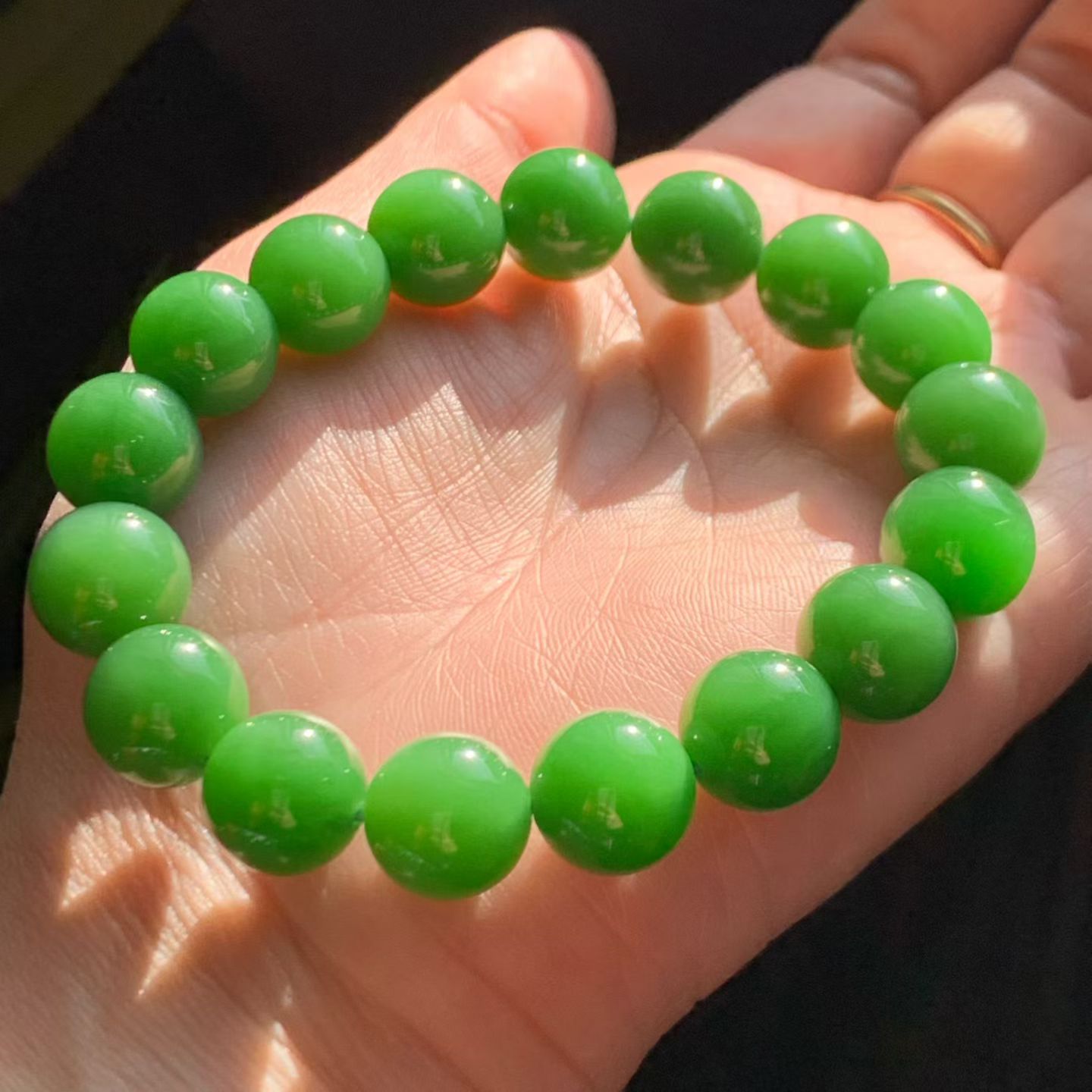 Yang Green Meaty-Base Nephrite Jade Bead Bracelet (12mm) view 1