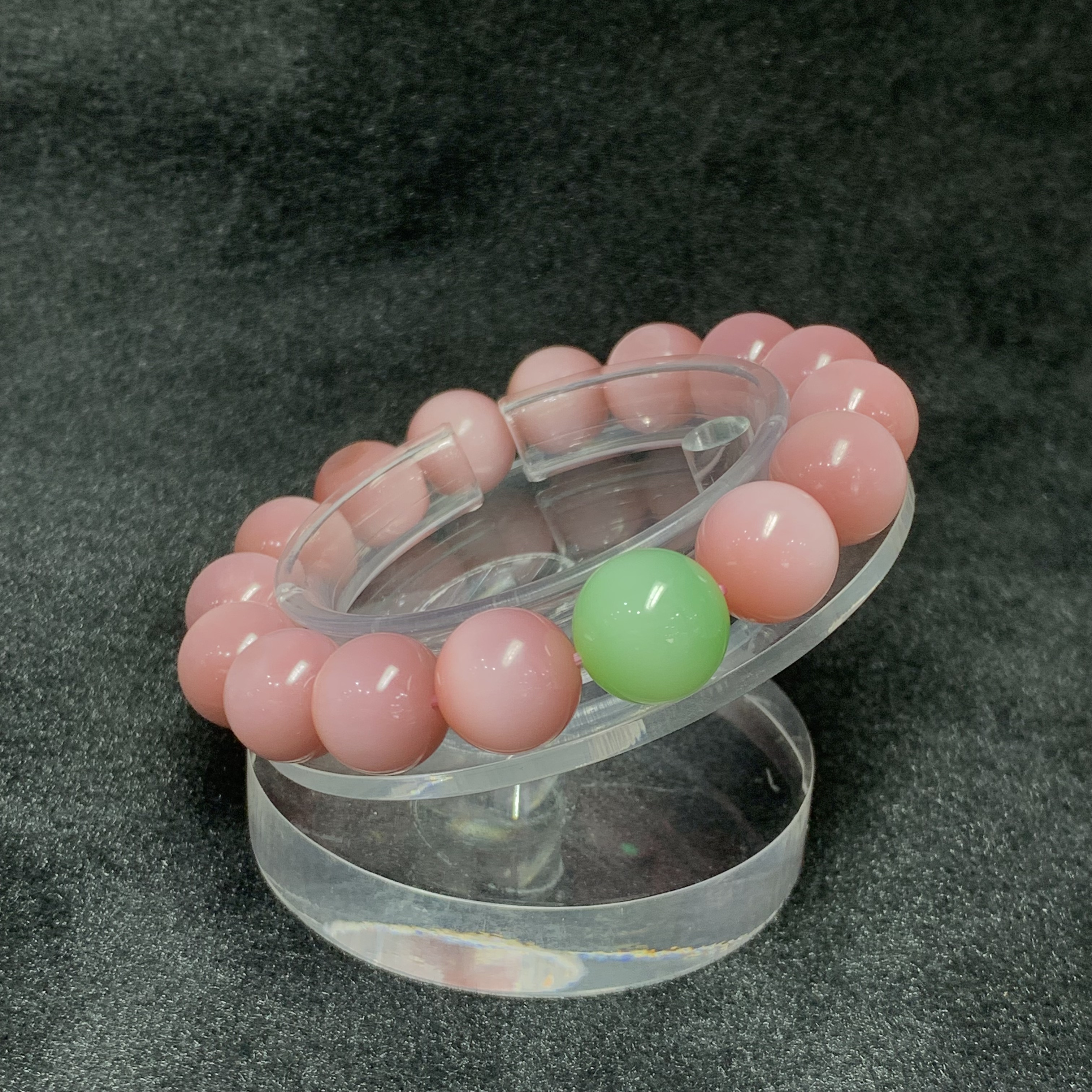 Taohua Nephrite Jade (桃花玉) Museum Grade Collector Bracelet (14mm) view 3