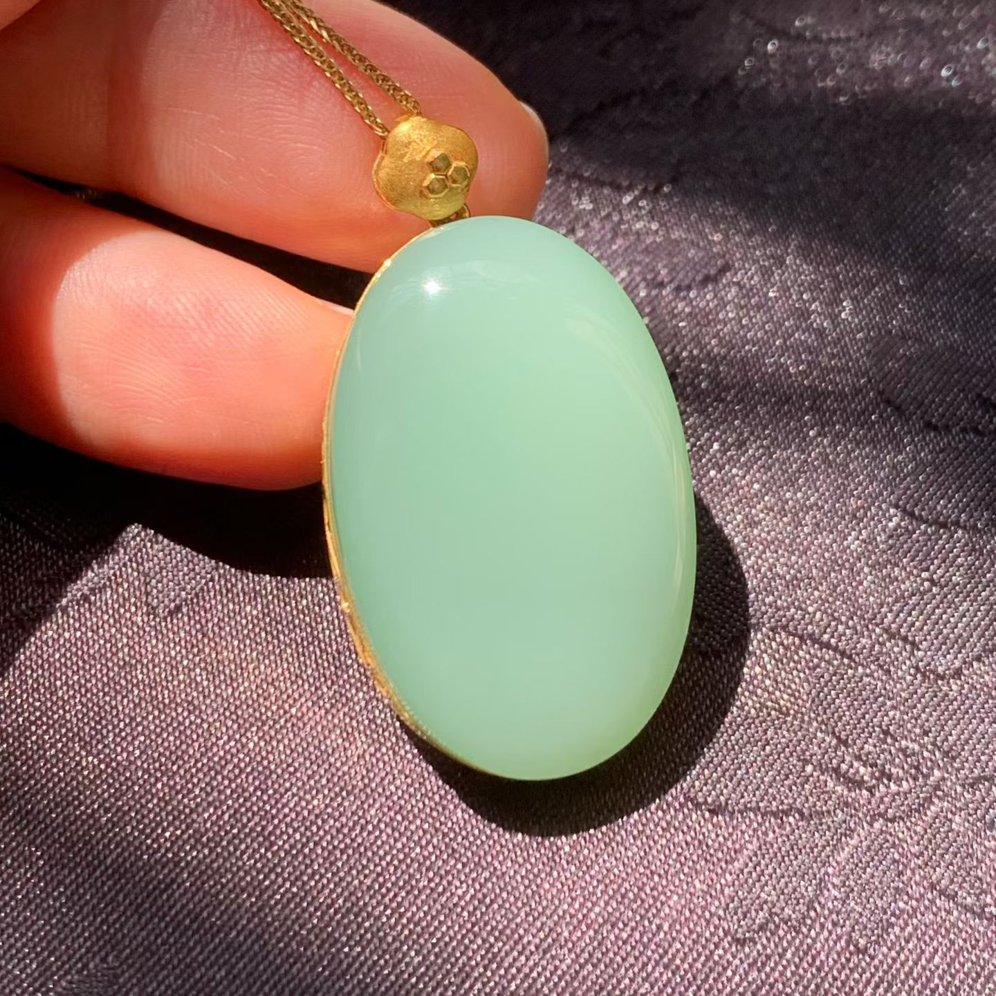 Fenqing (粉青) Nephrite Jade "Ping An Wu Shi" Pendant