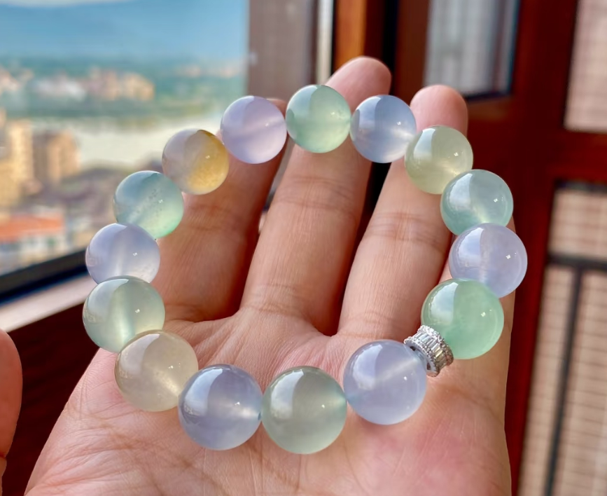 Jadeite Beads: The Most Versatile and Personal Form of Jadeite Jewelry