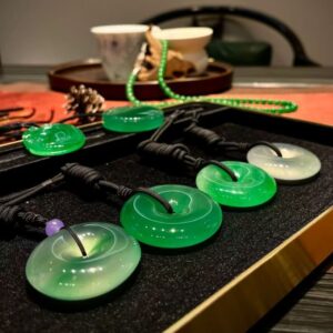 Collector's essentials 97