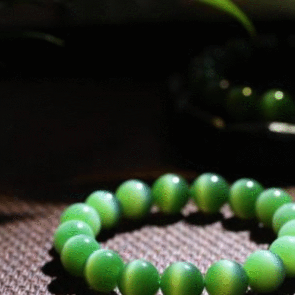 12mm Green Cat-Eye Nephrite Bead Bracelet - Image 5