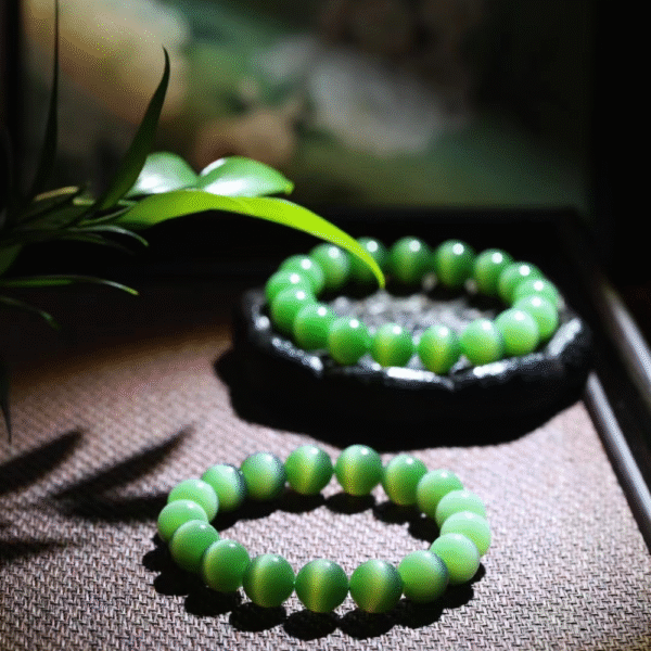 12mm Green Cat-Eye Nephrite Bead Bracelet