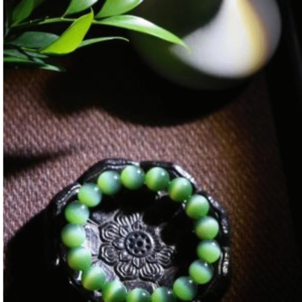 12mm Green Cat-Eye Nephrite Bead Bracelet - Image 7