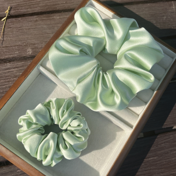 Healthy hair! Luxury Silk Hair Scrunchie Set – 6cm & 4cm - Image 4