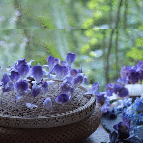 Róng Huā Silk Blossom Hair Crown - Image 3