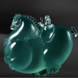 Jadeite Carving — How Craftsmanship and Symbolism Add Value (2)