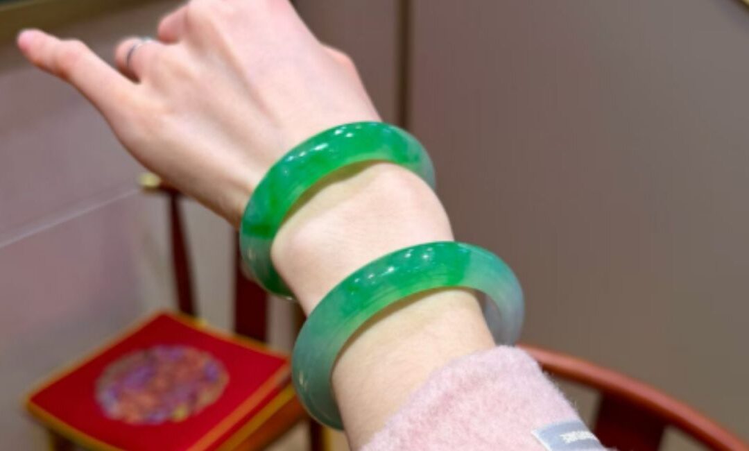 High quality natural jadeite jade Within Your Budget